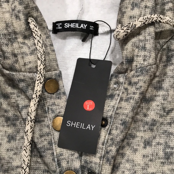 Sheilay winter Christmas hoodie - Picture 5 of 7